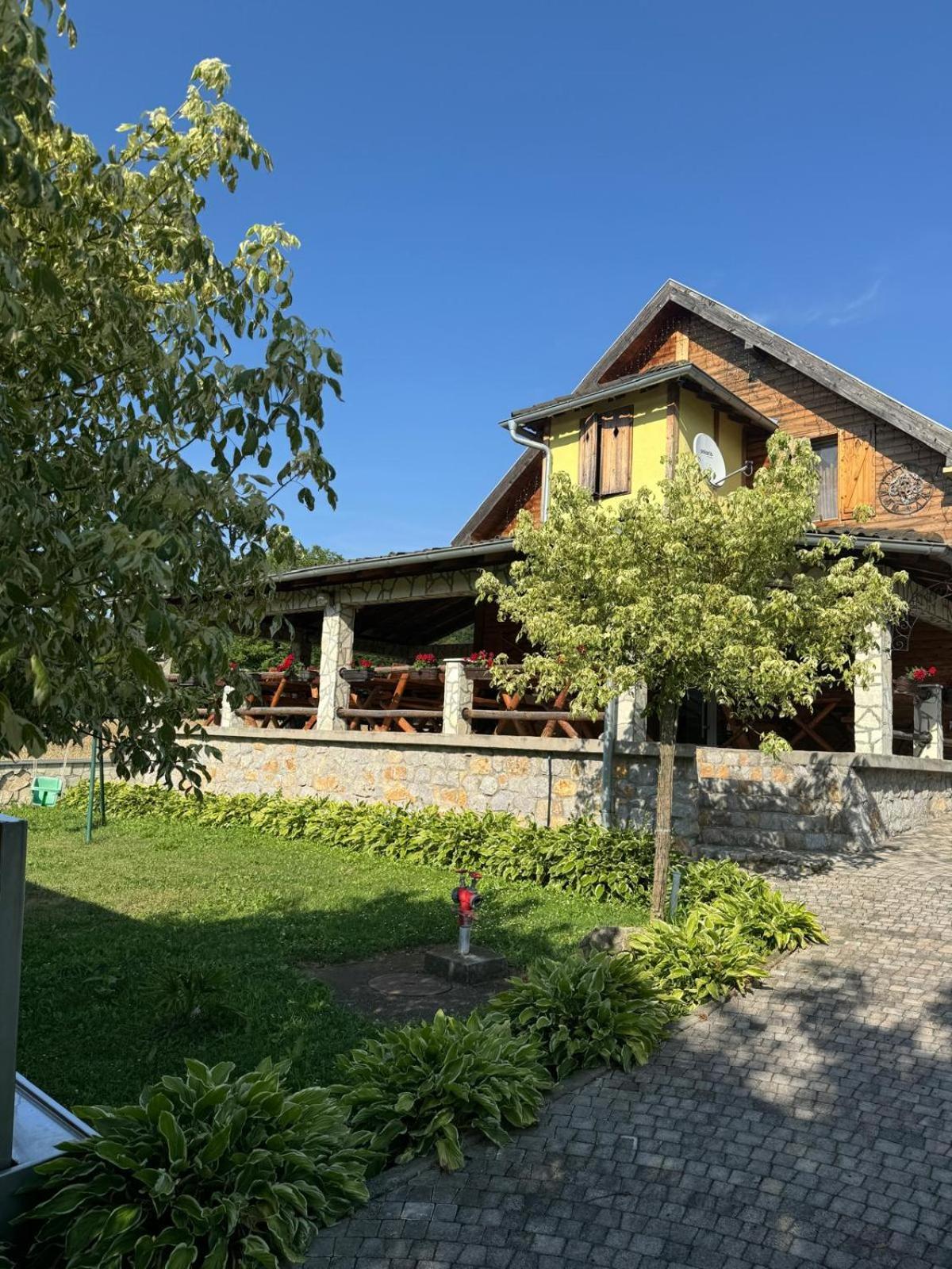 Forest Camp 代斯波托瓦茨 外观 照片